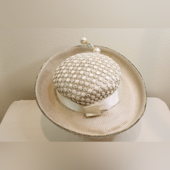 Lace & Rhinestone Hat - Picture 5 of 7